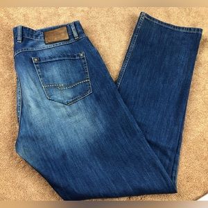 Robert Graham Medium Wash Blue Denim Jeans Size 34